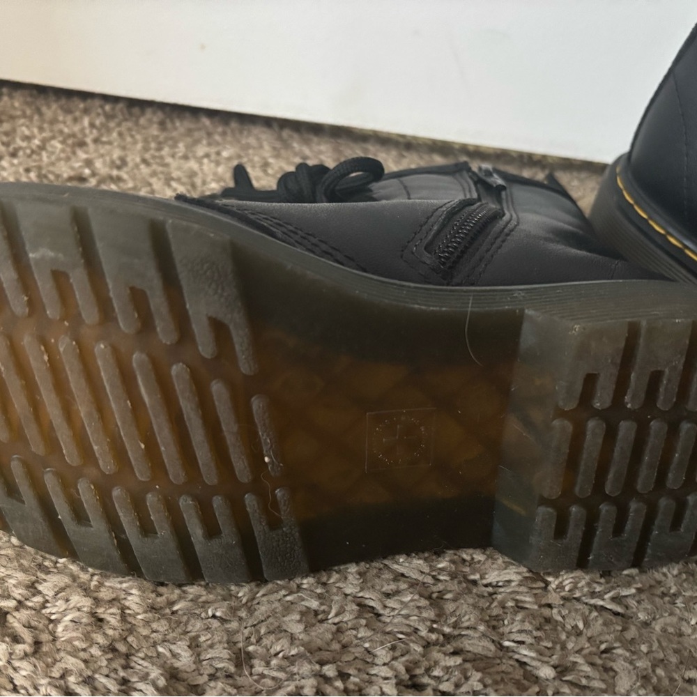 Dr Martin Kids Black Leather Lace-Up Boots - Picture 3 of 3